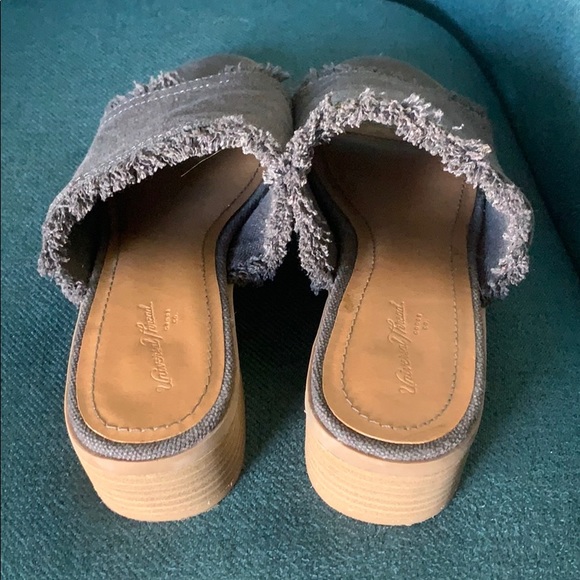 Universal Threads Fringed Mules - Picture 3 of 7